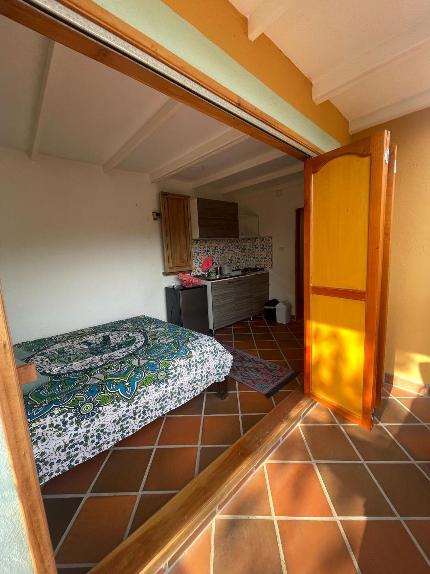 Sistarasta Hotel Palomino Eksteriør billede